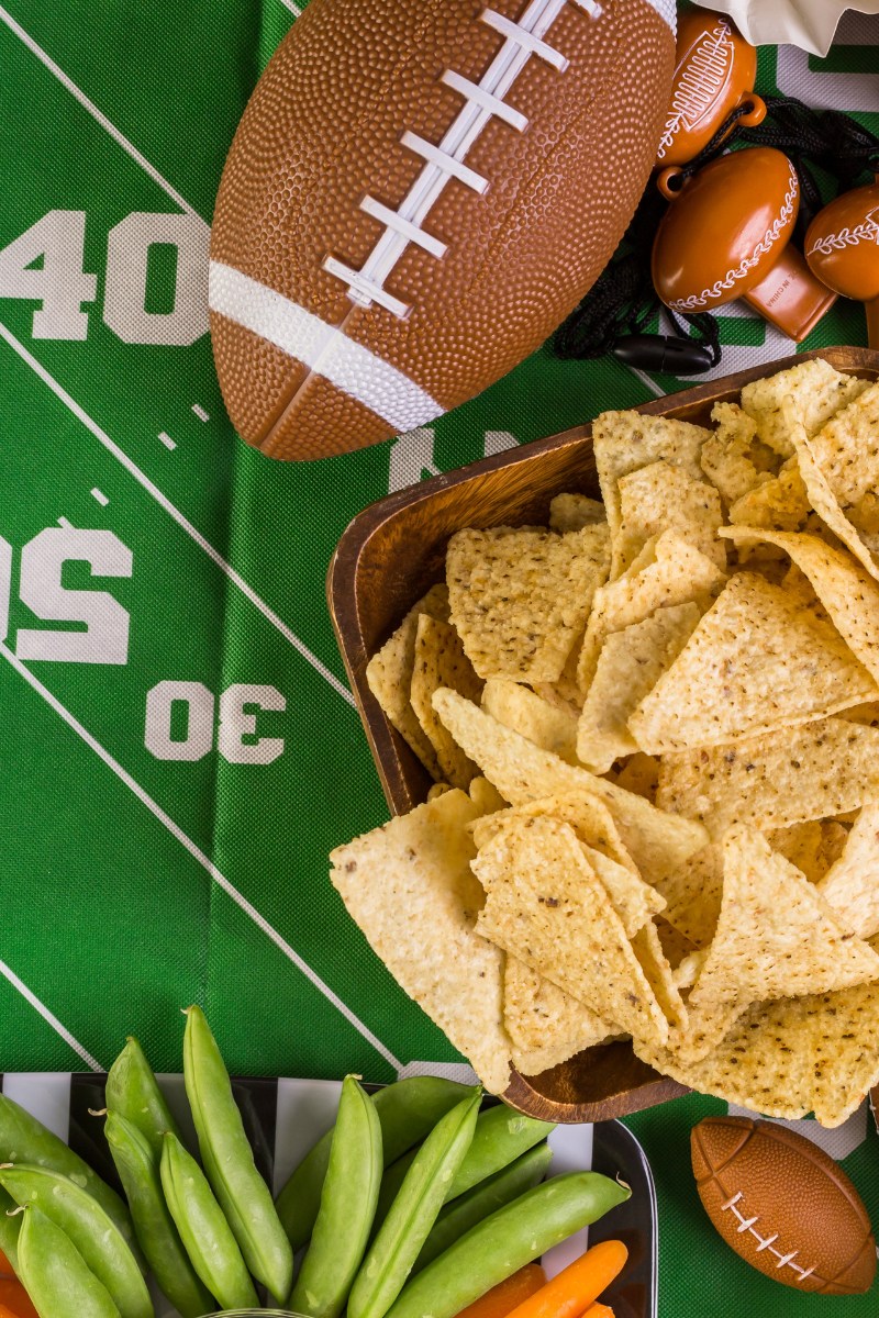 How to Host the Perfect Football Watch Party at Home